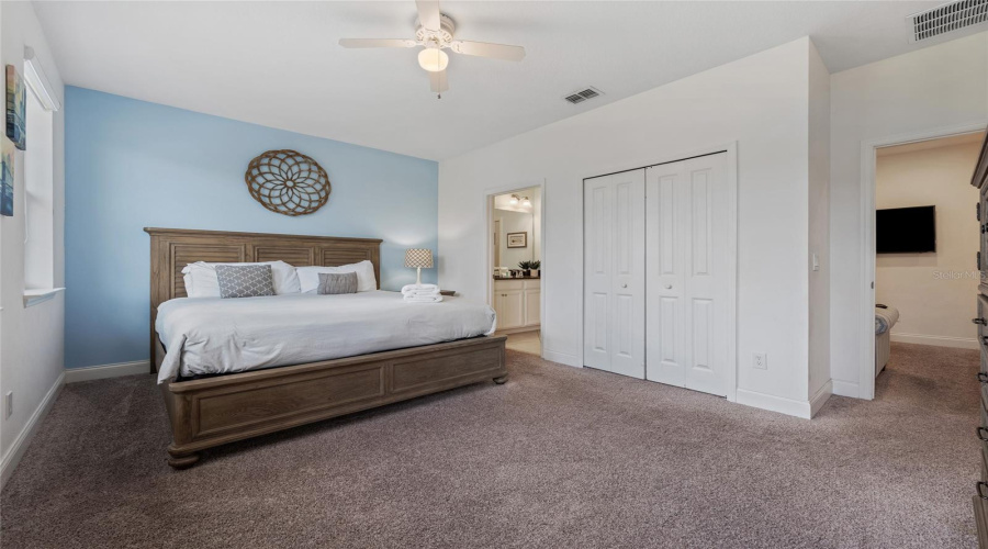 DAVENPORT, Florida 33896, 4 Bedrooms Bedrooms, ,3 BathroomsBathrooms,Residential,For Sale,CAPTIVA,0,MFRO6396814