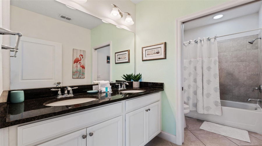 DAVENPORT, Florida 33896, 4 Bedrooms Bedrooms, ,3 BathroomsBathrooms,Residential,For Sale,CAPTIVA,0,MFRO6396814