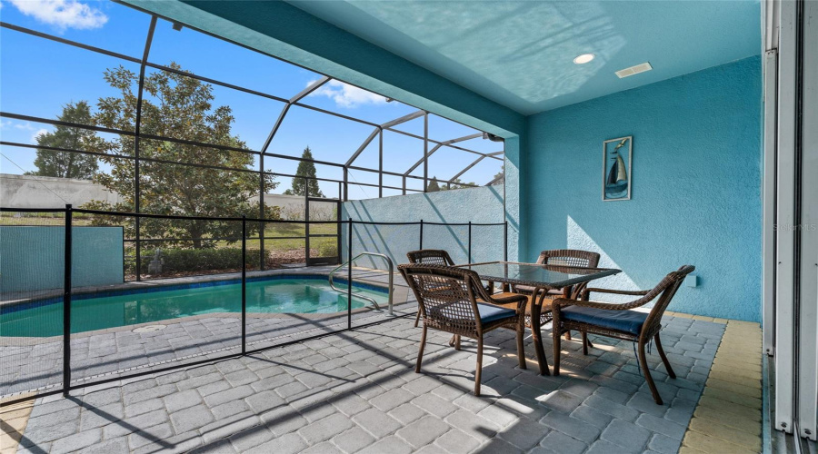 DAVENPORT, Florida 33896, 4 Bedrooms Bedrooms, ,3 BathroomsBathrooms,Residential,For Sale,CAPTIVA,0,MFRO6396814