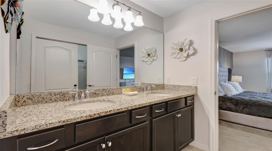 DAVENPORT, Florida 33837, 5 Bedrooms Bedrooms, ,4 BathroomsBathrooms,Residential,For Sale,TERRASONESTA,0,MFRO6275320