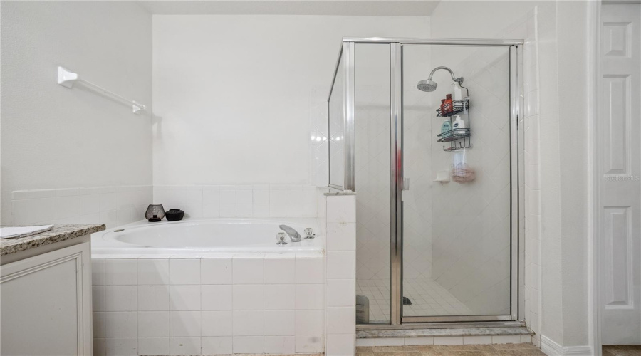 KISSIMMEE, Florida 34746, 4 Bedrooms Bedrooms, ,2 BathroomsBathrooms,Residential,For Sale,EAGLE CREEK,0,MFRO6397053