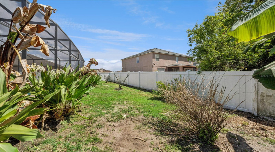 KISSIMMEE, Florida 34746, 4 Bedrooms Bedrooms, ,2 BathroomsBathrooms,Residential,For Sale,EAGLE CREEK,0,MFRO6397053