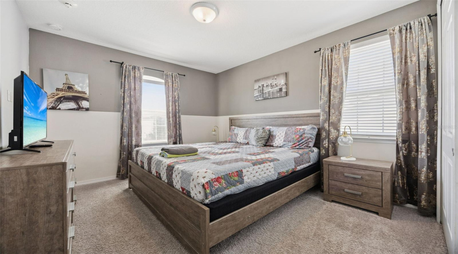 KISSIMMEE, Florida 34747, 9 Bedrooms Bedrooms, ,6 BathroomsBathrooms,Residential,For Sale,SUNSHINE RIDGE,0,MFRO6396158