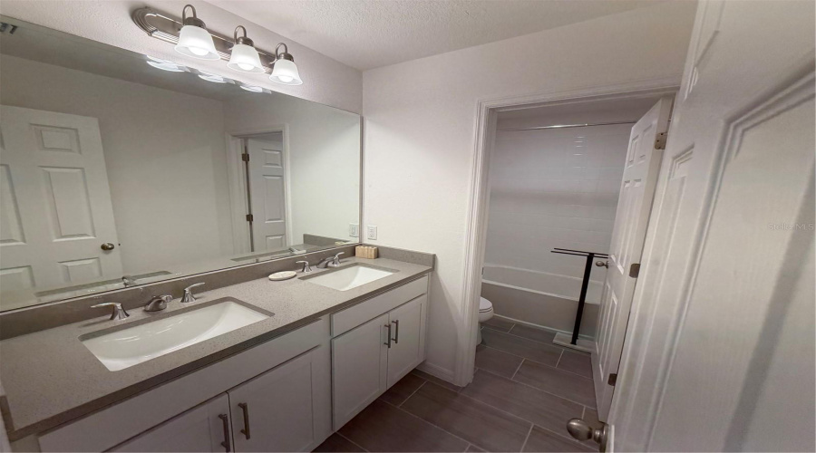 DAVENPORT, Florida 33837, 4 Bedrooms Bedrooms, ,2 BathroomsBathrooms,Residential,For Sale,NORTH,0,MFRTB8495136