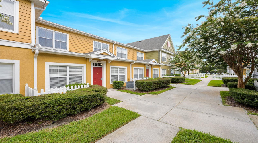 KISSIMMEE, Florida 34746, 3 Bedrooms Bedrooms, ,2 BathroomsBathrooms,Residential,For Sale,LODI,0,MFRO6379110