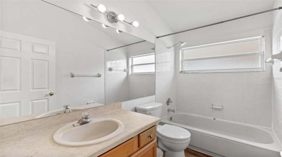 KISSIMMEE, Florida 34746, 4 Bedrooms Bedrooms, ,3 BathroomsBathrooms,Residential,For Sale,SENECA POINT,0,MFRO6395805