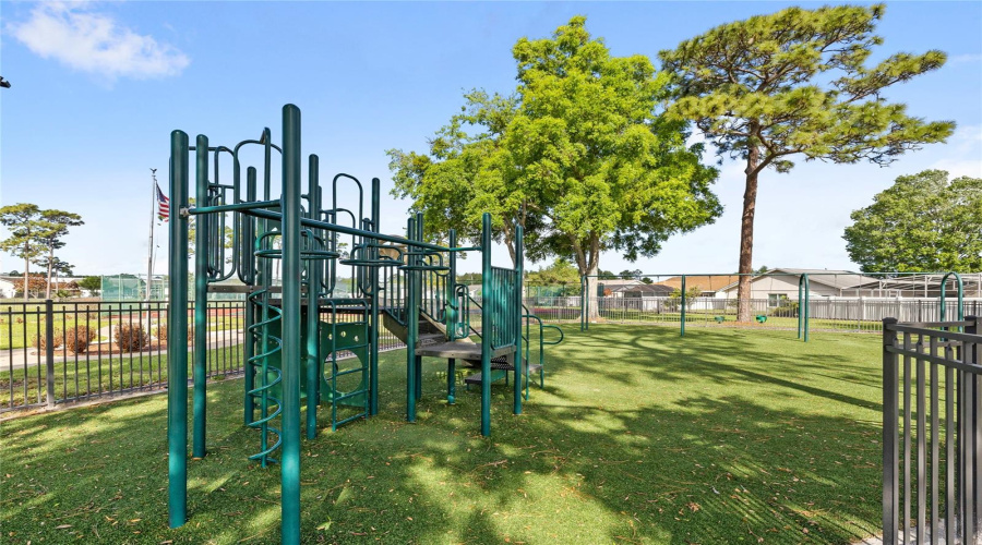 KISSIMMEE, Florida 34746, 4 Bedrooms Bedrooms, ,3 BathroomsBathrooms,Residential,For Sale,SENECA POINT,0,MFRO6395805