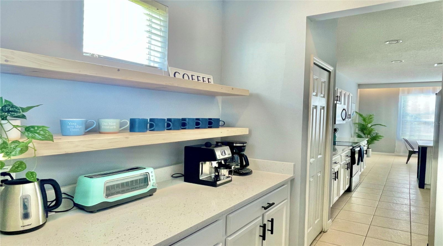 KISSIMMEE, Florida 34746, 6 Bedrooms Bedrooms, ,5 BathroomsBathrooms,Residential,For Sale,LAS FUENTES,0,MFRO6397248