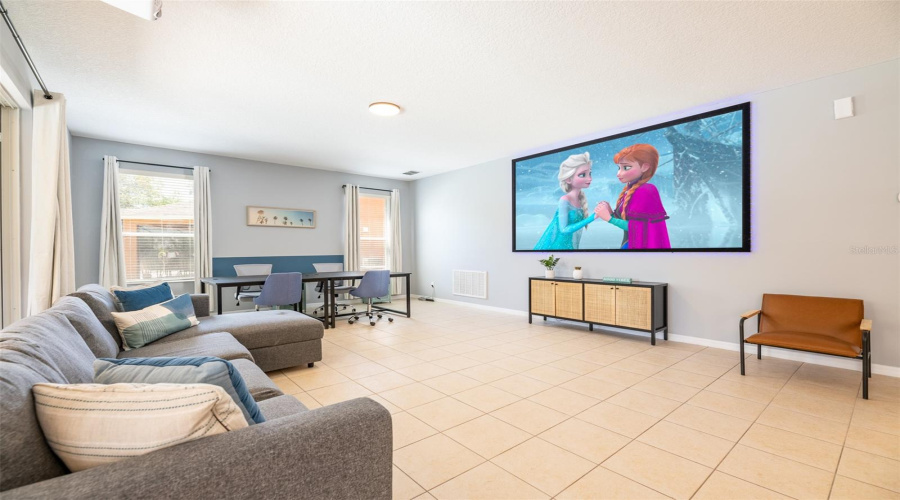 KISSIMMEE, Florida 34746, 6 Bedrooms Bedrooms, ,5 BathroomsBathrooms,Residential,For Sale,LAS FUENTES,0,MFRO6397248