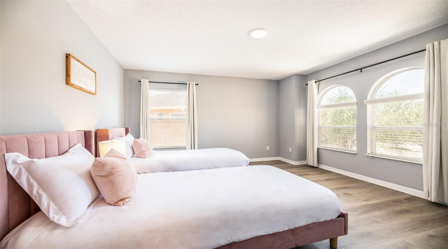 KISSIMMEE, Florida 34746, 6 Bedrooms Bedrooms, ,5 BathroomsBathrooms,Residential,For Sale,LAS FUENTES,0,MFRO6397248