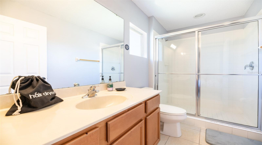 KISSIMMEE, Florida 34746, 6 Bedrooms Bedrooms, ,5 BathroomsBathrooms,Residential,For Sale,LAS FUENTES,0,MFRO6397248