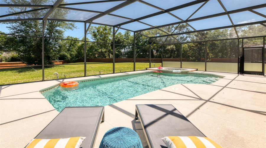 KISSIMMEE, Florida 34746, 6 Bedrooms Bedrooms, ,5 BathroomsBathrooms,Residential,For Sale,LAS FUENTES,0,MFRO6397248