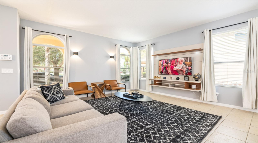 KISSIMMEE, Florida 34746, 6 Bedrooms Bedrooms, ,5 BathroomsBathrooms,Residential,For Sale,LAS FUENTES,0,MFRO6397248