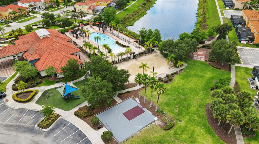 KISSIMMEE, Florida 34746, 6 Bedrooms Bedrooms, ,5 BathroomsBathrooms,Residential,For Sale,LAS FUENTES,0,MFRO6397248