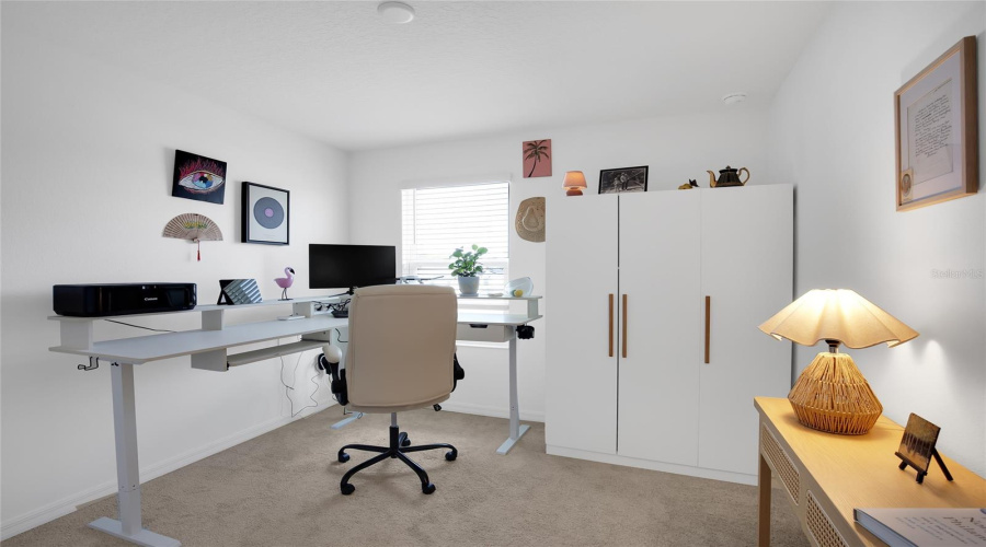 DAVENPORT, Florida 33837, 4 Bedrooms Bedrooms, ,2 BathroomsBathrooms,Residential,For Sale,SWAN SWIM,0,MFRTB8494970