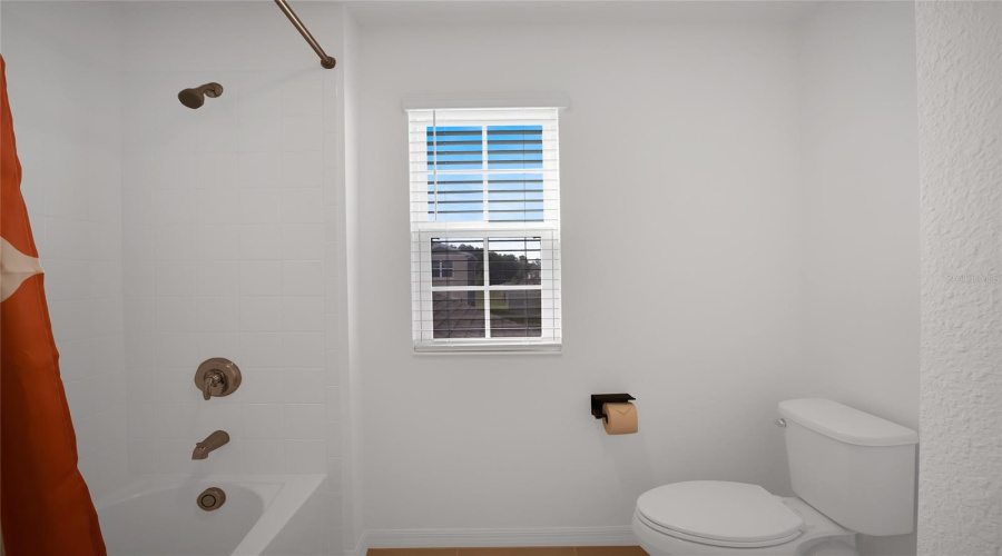 DAVENPORT, Florida 33837, 4 Bedrooms Bedrooms, ,2 BathroomsBathrooms,Residential,For Sale,SWAN SWIM,0,MFRTB8494970