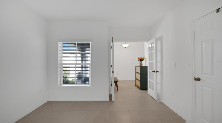 DAVENPORT, Florida 33837, 4 Bedrooms Bedrooms, ,2 BathroomsBathrooms,Residential,For Sale,SWAN SWIM,0,MFRTB8494970