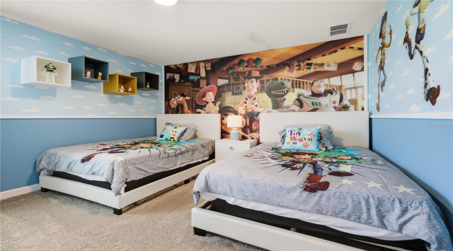 DAVENPORT, Florida 33896, 8 Bedrooms Bedrooms, ,5 BathroomsBathrooms,Residential,For Sale,OCEAN COURSE,0,MFRS5147137