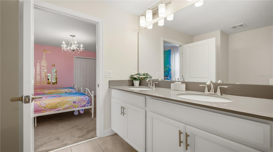 DAVENPORT, Florida 33896, 8 Bedrooms Bedrooms, ,5 BathroomsBathrooms,Residential,For Sale,OCEAN COURSE,0,MFRS5147137