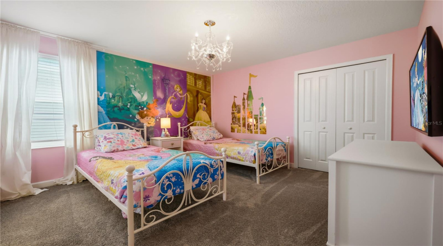 DAVENPORT, Florida 33896, 8 Bedrooms Bedrooms, ,5 BathroomsBathrooms,Residential,For Sale,OCEAN COURSE,0,MFRS5147137