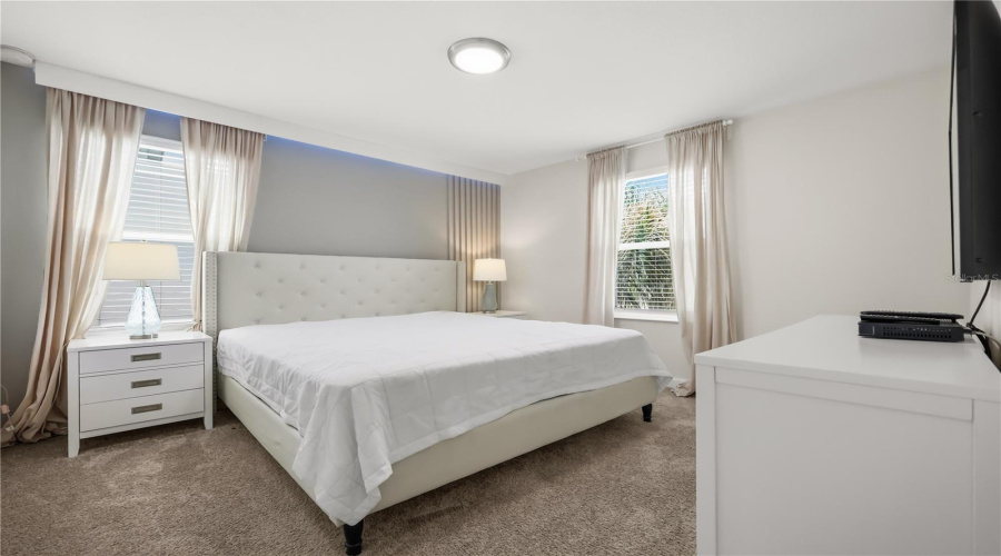 DAVENPORT, Florida 33896, 8 Bedrooms Bedrooms, ,5 BathroomsBathrooms,Residential,For Sale,OCEAN COURSE,0,MFRS5147137