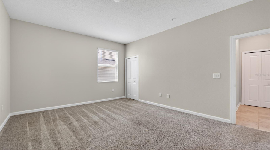 DAVENPORT, Florida 33896, 3 Bedrooms Bedrooms, ,2 BathroomsBathrooms,Residential,For Sale,DROP,0,MFRS5147338