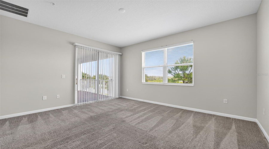 DAVENPORT, Florida 33896, 3 Bedrooms Bedrooms, ,2 BathroomsBathrooms,Residential,For Sale,DROP,0,MFRS5147338