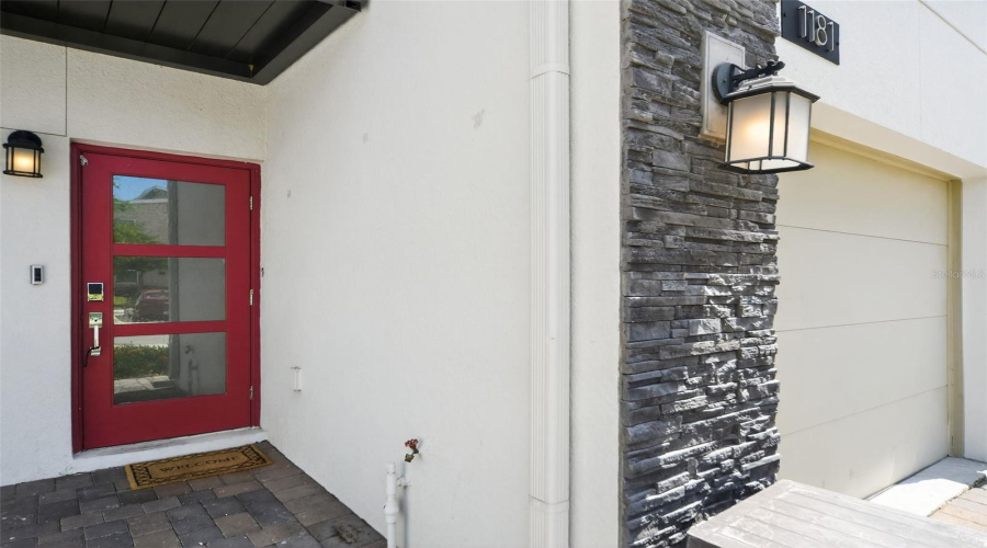 DAVENPORT, Florida 33896, 3 Bedrooms Bedrooms, ,2 BathroomsBathrooms,Residential,For Sale,DROP,0,MFRS5147338