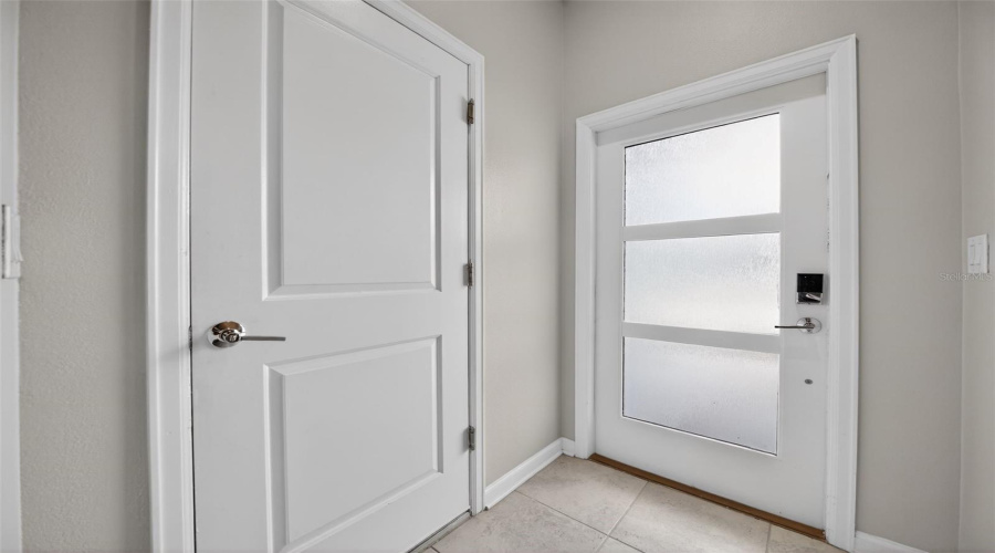 DAVENPORT, Florida 33896, 3 Bedrooms Bedrooms, ,2 BathroomsBathrooms,Residential,For Sale,DROP,0,MFRS5147338