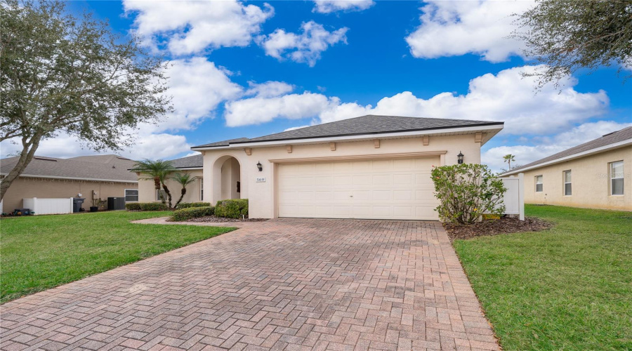 DAVENPORT, Florida 33896, 4 Bedrooms Bedrooms, ,3 BathroomsBathrooms,Residential,For Sale,BURFORD,0,MFRS5146858