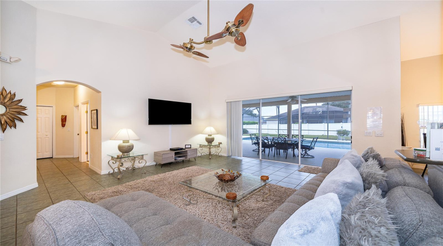 DAVENPORT, Florida 33896, 4 Bedrooms Bedrooms, ,3 BathroomsBathrooms,Residential,For Sale,BURFORD,0,MFRS5146858