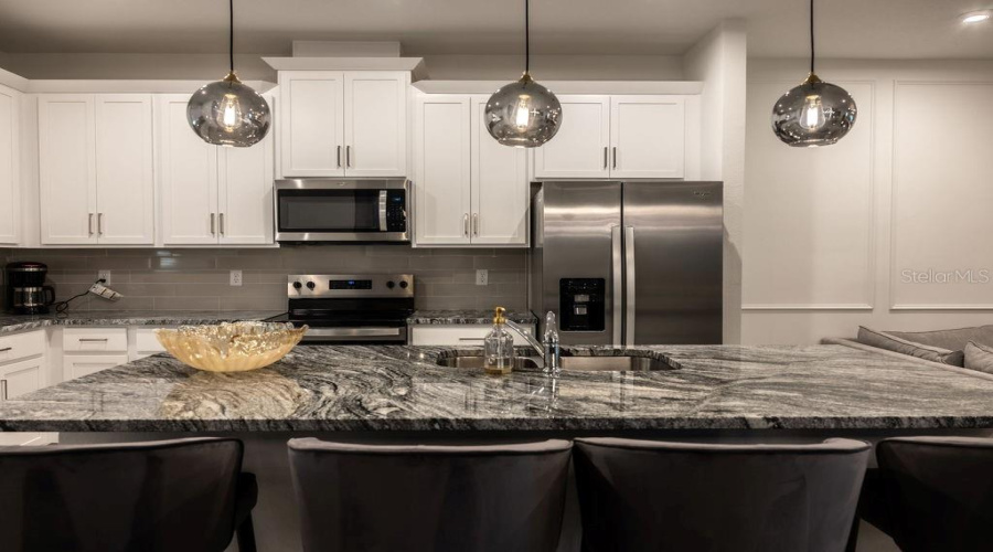 KISSIMMEE, Florida 34747, 4 Bedrooms Bedrooms, ,4 BathroomsBathrooms,Residential,For Sale,ZABALLINA,0,MFRO6396992