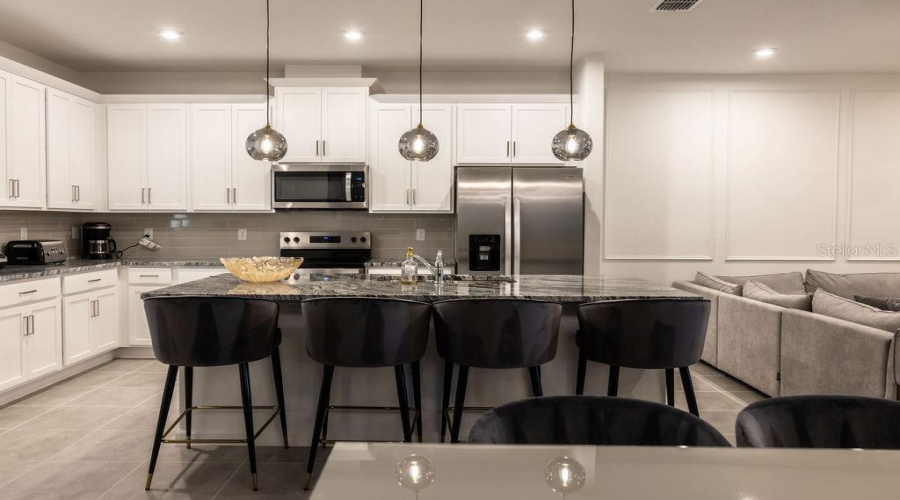 KISSIMMEE, Florida 34747, 4 Bedrooms Bedrooms, ,4 BathroomsBathrooms,Residential,For Sale,ZABALLINA,0,MFRO6396992