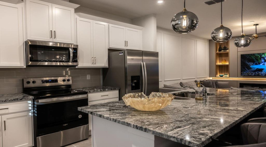 KISSIMMEE, Florida 34747, 4 Bedrooms Bedrooms, ,4 BathroomsBathrooms,Residential,For Sale,ZABALLINA,0,MFRO6396992