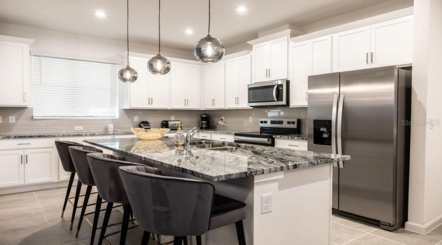 KISSIMMEE, Florida 34747, 4 Bedrooms Bedrooms, ,4 BathroomsBathrooms,Residential,For Sale,ZABALLINA,0,MFRO6396992