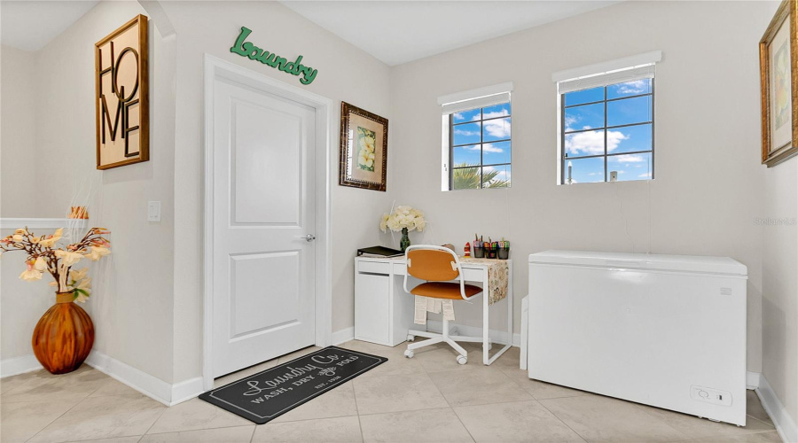 DAVENPORT, Florida 33896, 3 Bedrooms Bedrooms, ,2 BathroomsBathrooms,Residential,For Sale,AZALEA SANDS,0,MFRO6366504