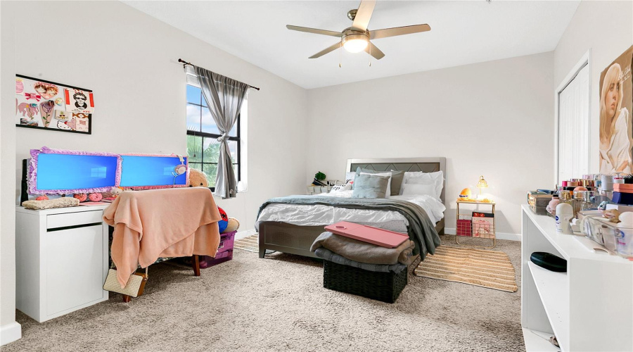 DAVENPORT, Florida 33896, 3 Bedrooms Bedrooms, ,2 BathroomsBathrooms,Residential,For Sale,AZALEA SANDS,0,MFRO6366504