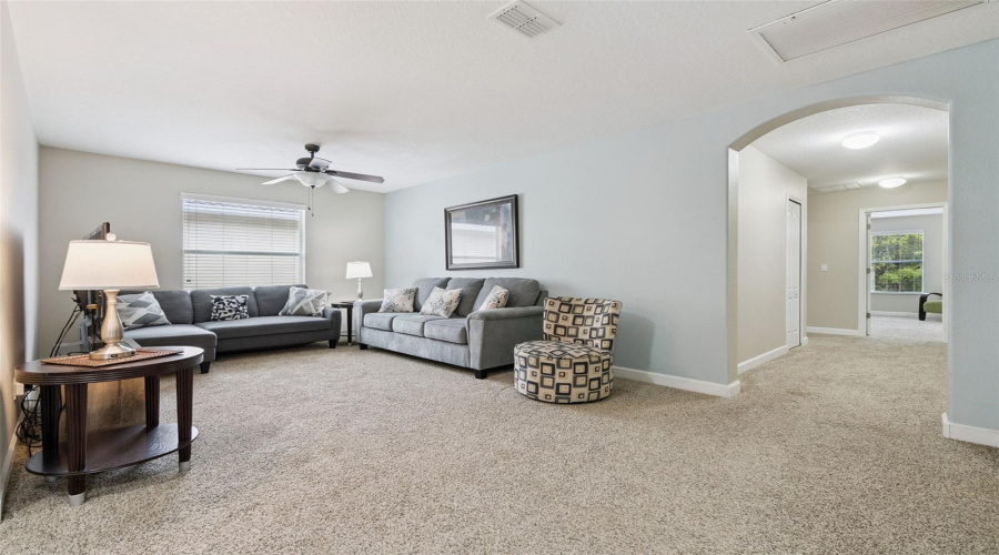 KISSIMMEE, Florida 34747, 6 Bedrooms Bedrooms, ,5 BathroomsBathrooms,Residential,For Sale,CUBAN PALM,0,MFRS5147422