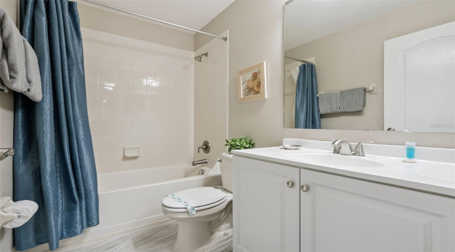 KISSIMMEE, Florida 34747, 6 Bedrooms Bedrooms, ,5 BathroomsBathrooms,Residential,For Sale,CUBAN PALM,0,MFRS5147422