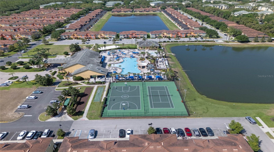 KISSIMMEE, Florida 34747, 6 Bedrooms Bedrooms, ,5 BathroomsBathrooms,Residential,For Sale,CUBAN PALM,0,MFRS5147422