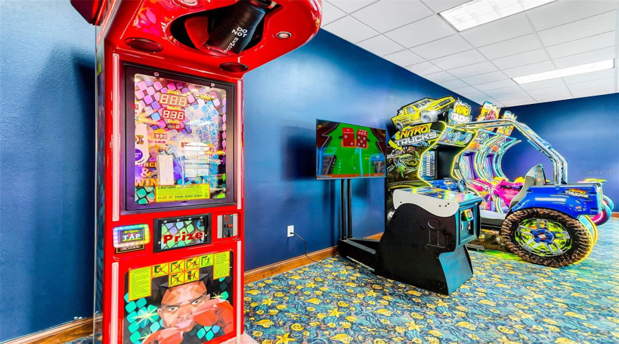 KISSIMMEE, Florida 34747, 6 Bedrooms Bedrooms, ,5 BathroomsBathrooms,Residential,For Sale,CUBAN PALM,0,MFRS5147422