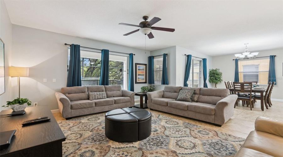 KISSIMMEE, Florida 34747, 6 Bedrooms Bedrooms, ,5 BathroomsBathrooms,Residential,For Sale,CUBAN PALM,0,MFRS5147422