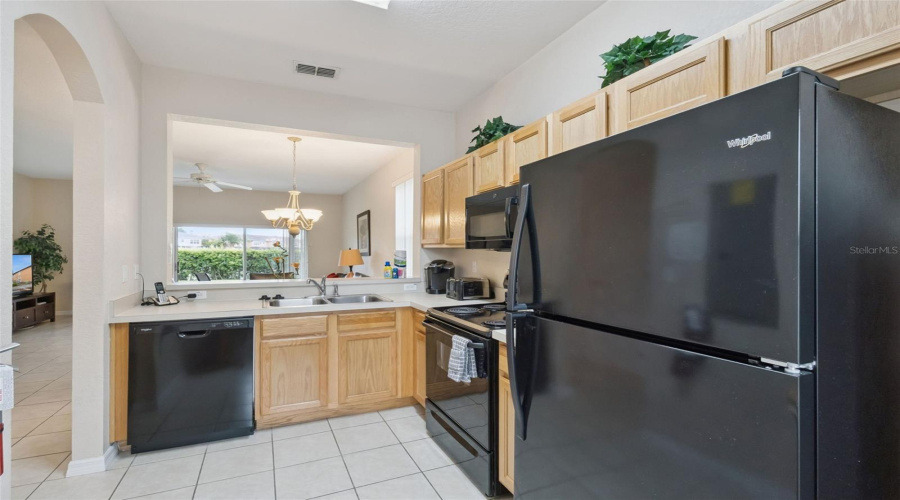 KISSIMMEE, Florida 34746, 4 Bedrooms Bedrooms, ,3 BathroomsBathrooms,Residential,For Sale,DELOREAN,0,MFRS5147430