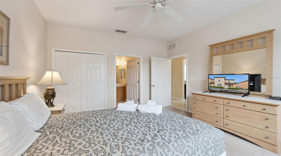 KISSIMMEE, Florida 34746, 4 Bedrooms Bedrooms, ,3 BathroomsBathrooms,Residential,For Sale,DELOREAN,0,MFRS5147430