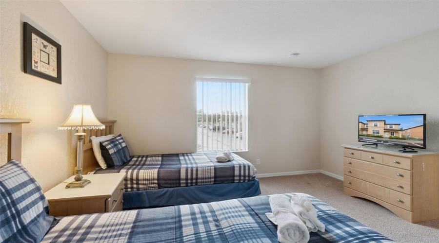 KISSIMMEE, Florida 34746, 4 Bedrooms Bedrooms, ,3 BathroomsBathrooms,Residential,For Sale,DELOREAN,0,MFRS5147430