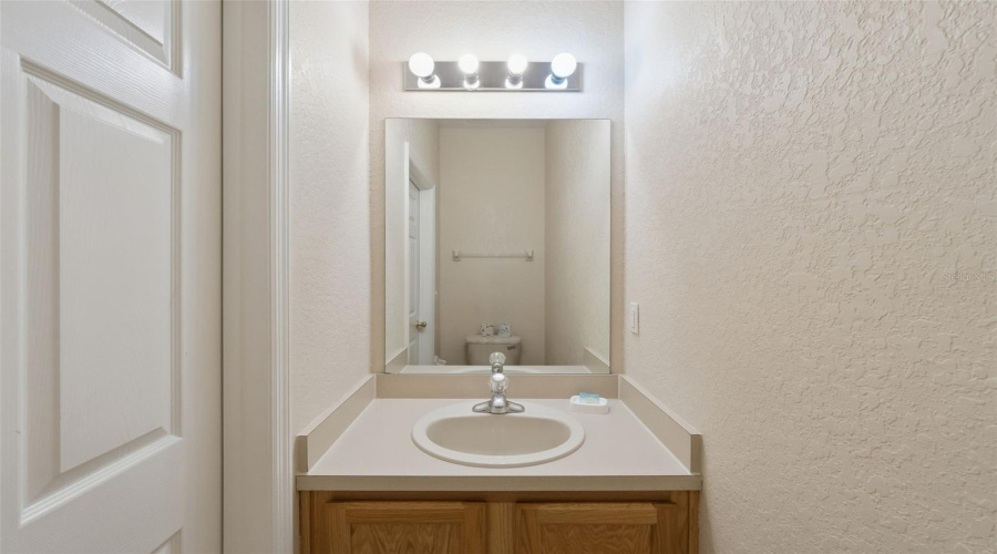 KISSIMMEE, Florida 34746, 4 Bedrooms Bedrooms, ,3 BathroomsBathrooms,Residential,For Sale,DELOREAN,0,MFRS5147430