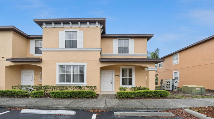 KISSIMMEE, Florida 34746, 4 Bedrooms Bedrooms, ,3 BathroomsBathrooms,Residential,For Sale,DELOREAN,0,MFRS5147430