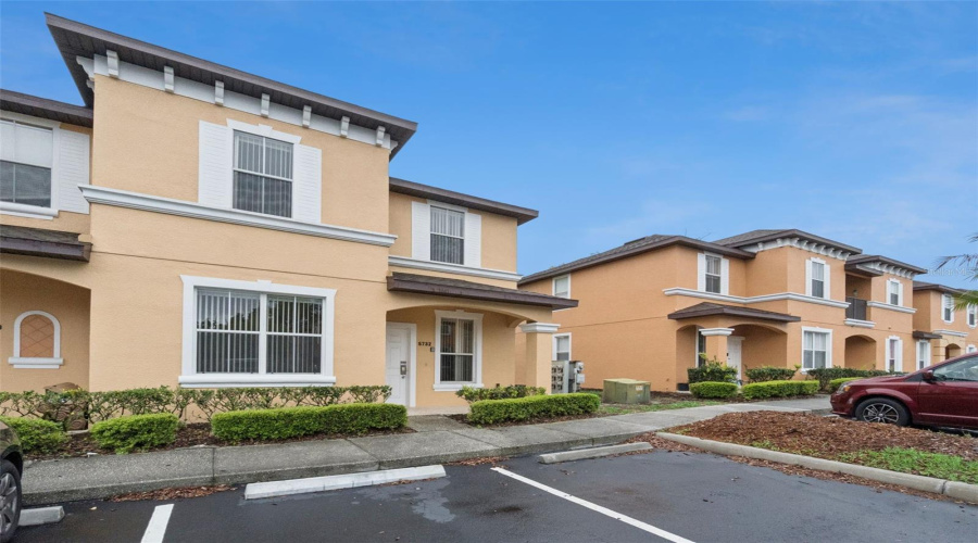 KISSIMMEE, Florida 34746, 4 Bedrooms Bedrooms, ,3 BathroomsBathrooms,Residential,For Sale,DELOREAN,0,MFRS5147430