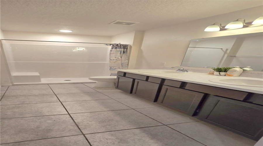 DAVENPORT, Florida 33837, 5 Bedrooms Bedrooms, ,3 BathroomsBathrooms,Residential,For Sale,TAFT,0,MFRO6306563