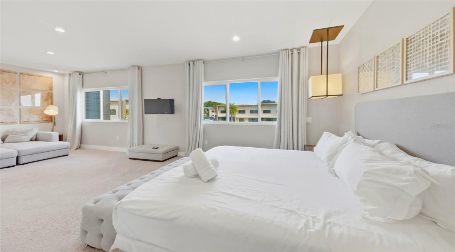 KISSIMMEE, Florida 34747, 3 Bedrooms Bedrooms, ,3 BathroomsBathrooms,Residential,For Sale,BROOKLYN,0,MFRO6397425